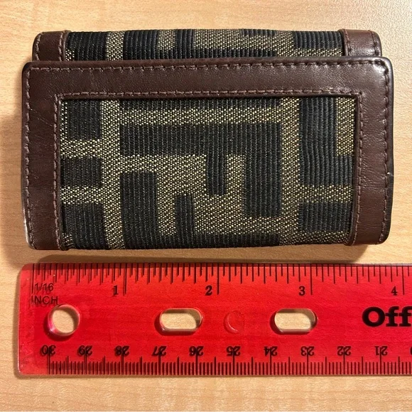 FENDI Keys Holder - Picture 6 of 10